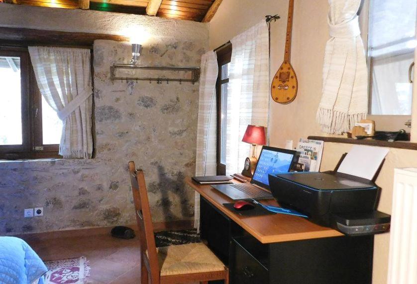 Lílaia Agoriani Art Suite - 4 Seasons' Natural Living מראה חיצוני תמונה