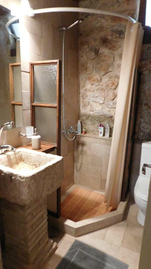 Lílaia Agoriani Art Suite - 4 Seasons' Natural Living מראה חיצוני תמונה